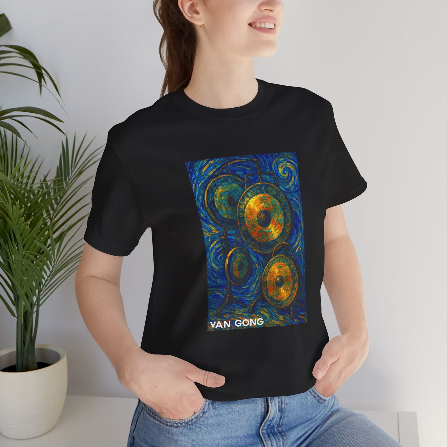 VAN GONG (B+C Unisex tee)