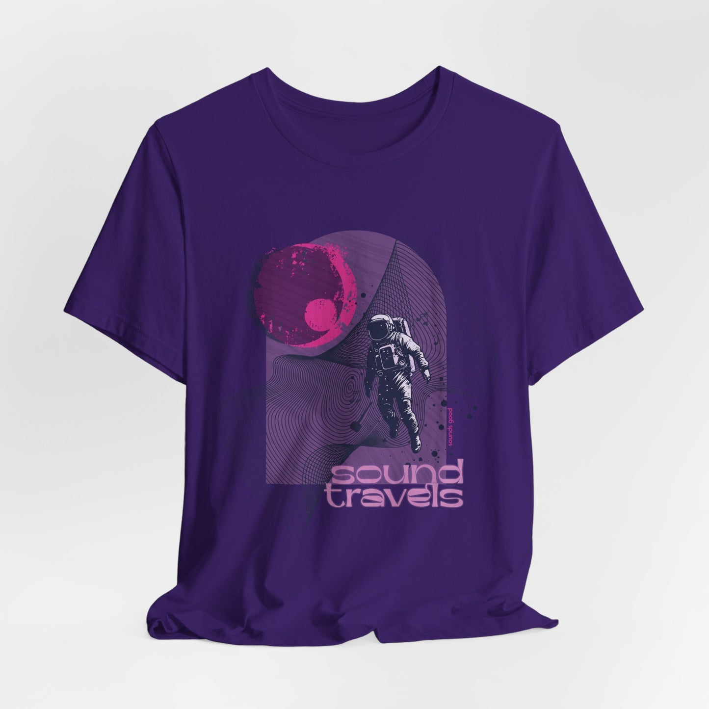 SOUND TRAVELS (B+C Unisex tee)